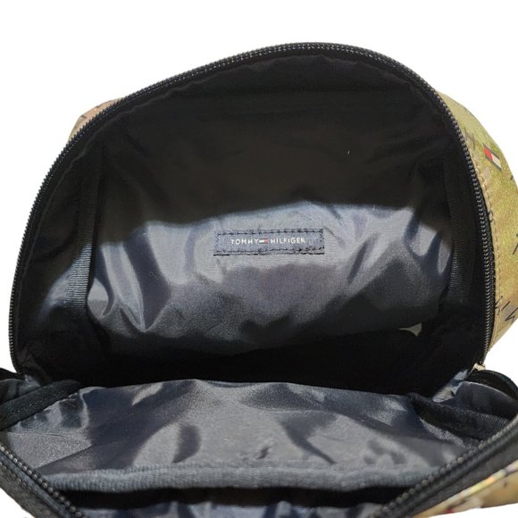 Tommy Hilfiger Girl's‎ Glitter Backpack - Picture 14 of 16